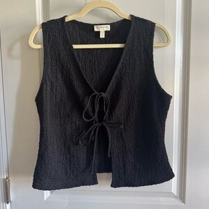 See You Monday | Black Textured Tie Front V Neck Sleeveless Top XL